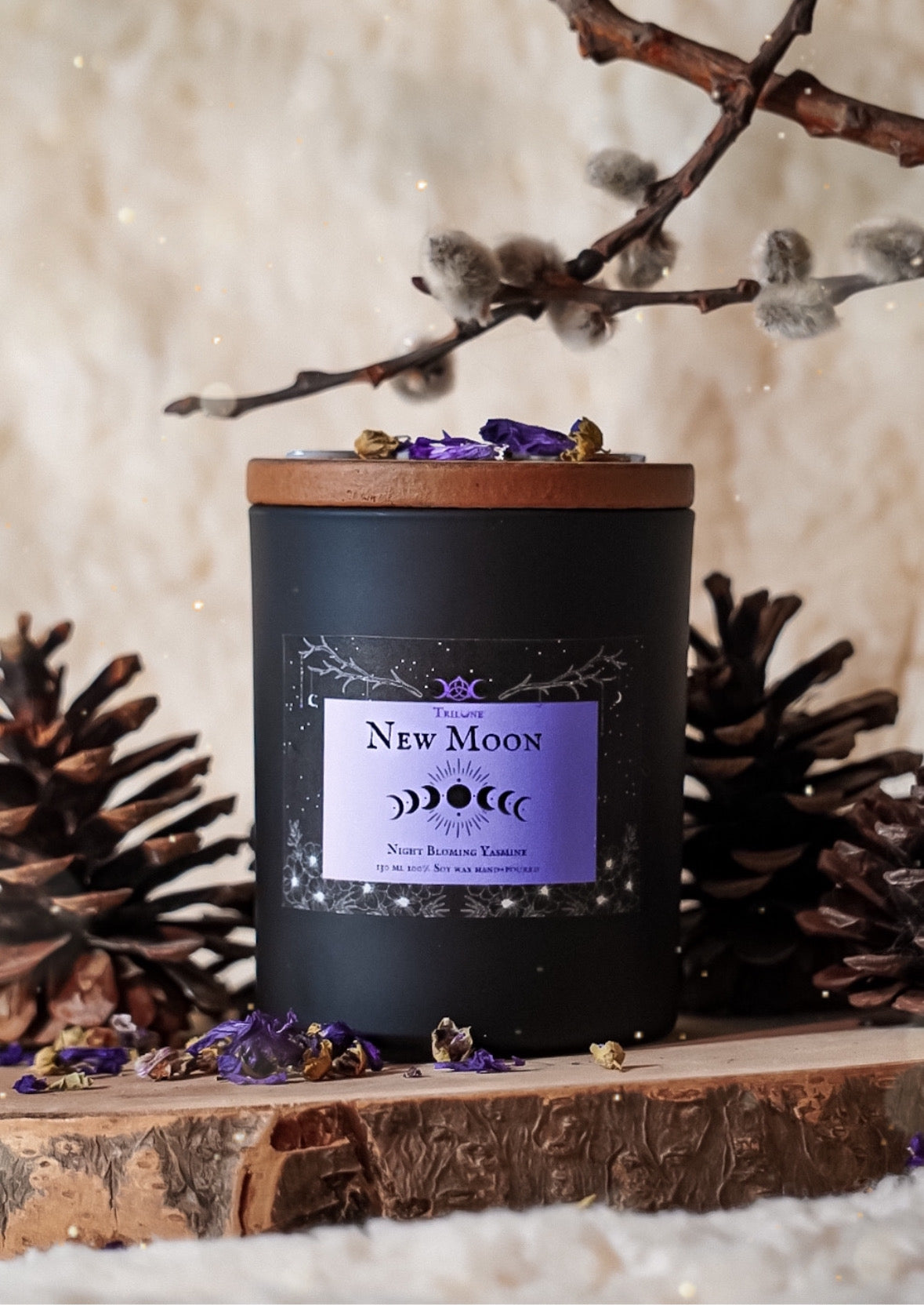 Candela Rituale "New Moon" al Gelsomino, Ylang Ylang e fiori di arancio.