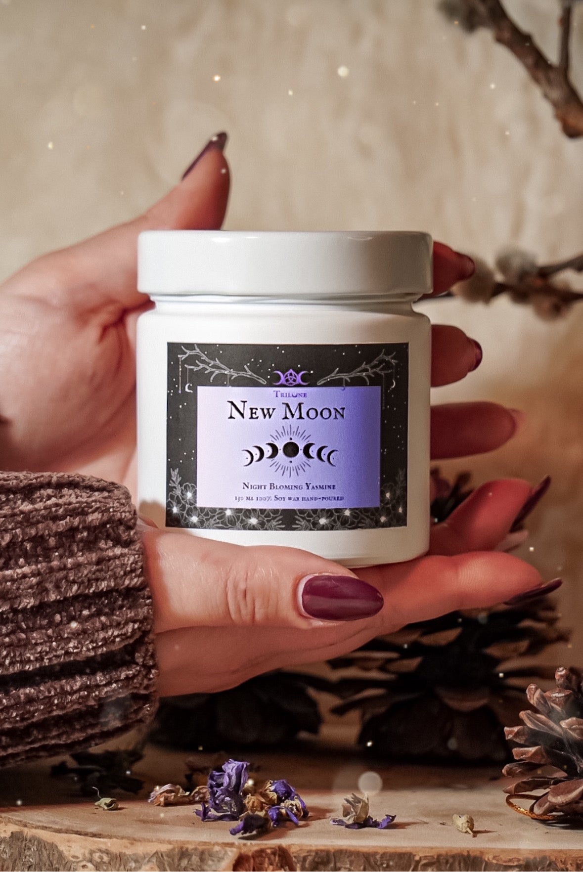 Candela Rituale "New Moon" al Gelsomino, Ylang Ylang e fiori di arancio.
