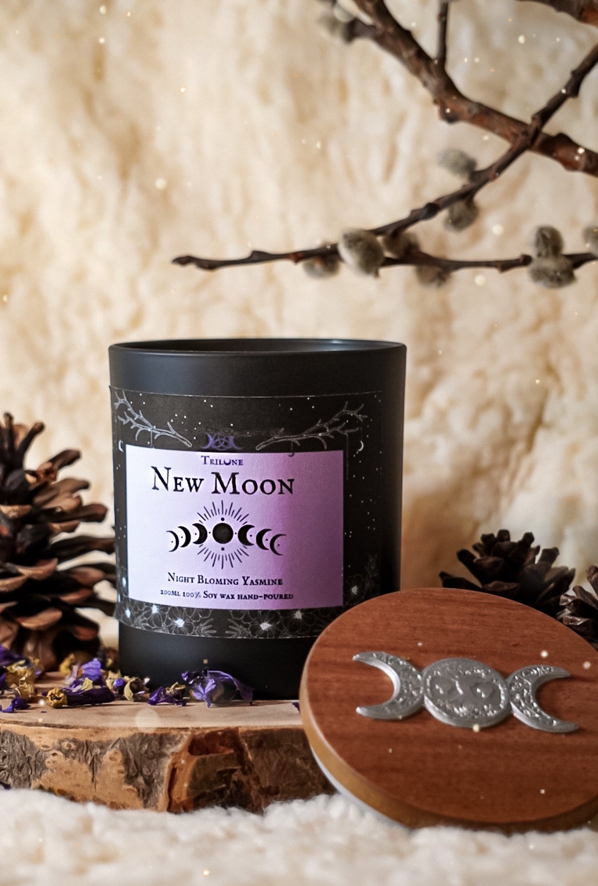 Candela Rituale "New Moon" al Gelsomino, Ylang Ylang e fiori di arancio.