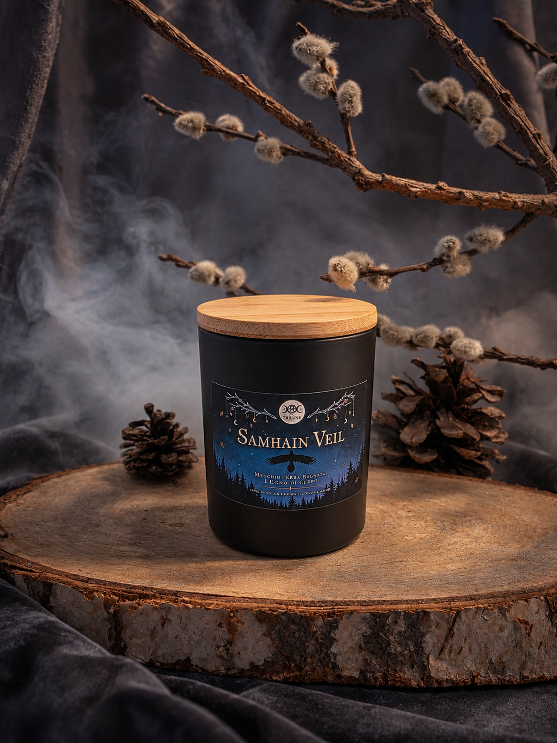 Samhain Veil – Candela Rituale | Muschio, Erba Bagnata e Legno di Cedro